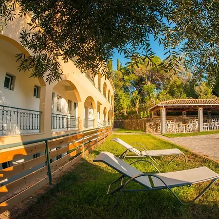 Apart-hotel Karmar Kato Korakiana